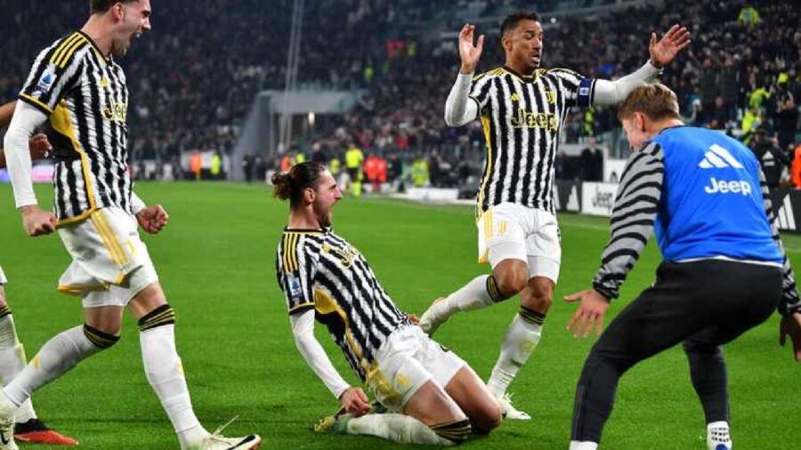 Juventus roma gol rabiot