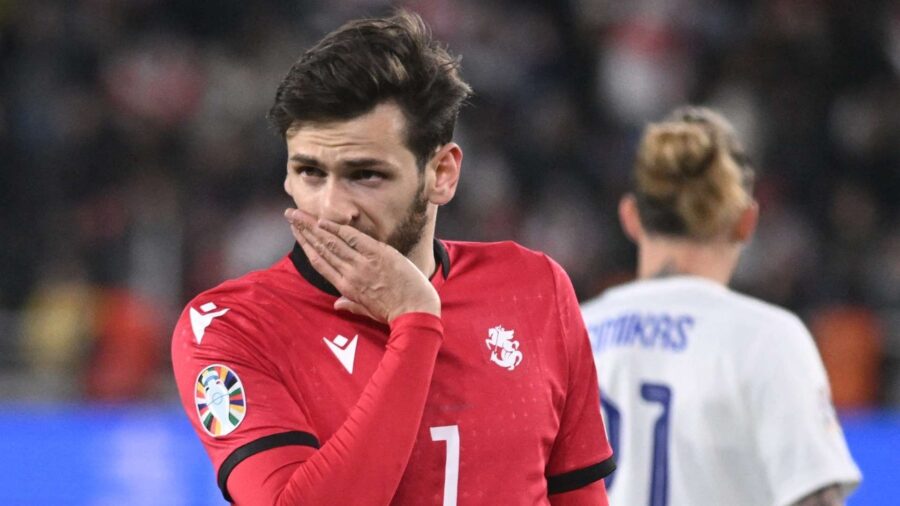 Kvaratskhelia risponde a conte