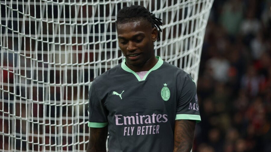 Leao non esulta ai gol di reijnders