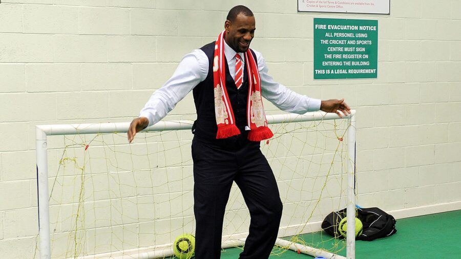 Lebron james liverpool