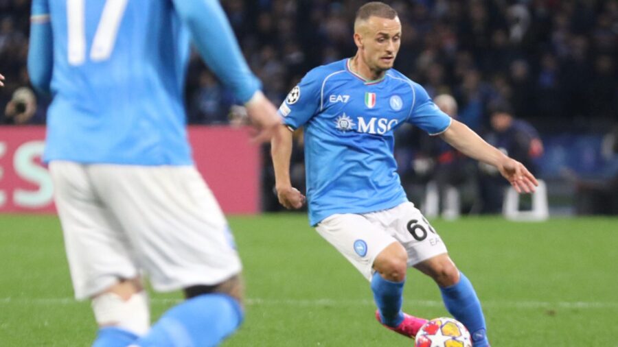 Lobotka barcellona prezzo napoli