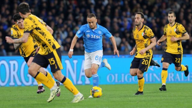 Lobotka napoli bocciato sportmediaset