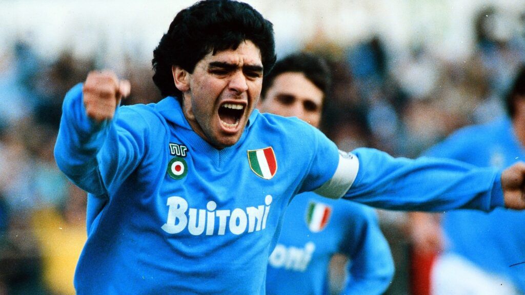 maradona-esulta-napoli-1024x576