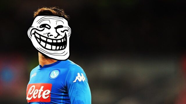 Mertens trolla un tifoso del napoli
