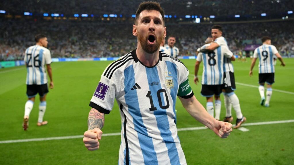messi-esulta-con-la-maglia-dellargentina-1024x576