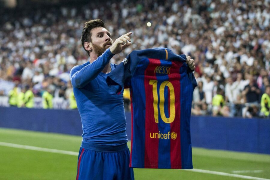 Messi maglia esultanza