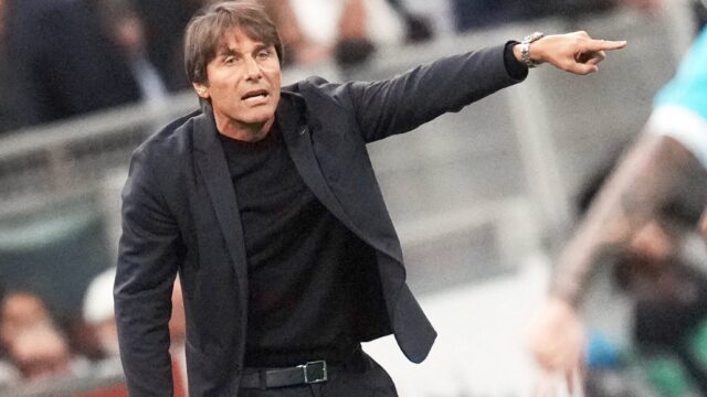 Milan italy september 28 antonio conte of ssc napoli during the serie a match between ac milan and ssc napoli stadio san siro in milan italy copyright xfotoagenziaxjpg