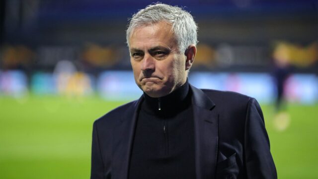 Mourinho lascia roma
