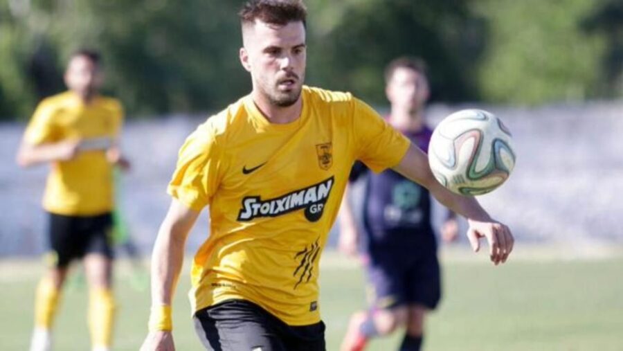 Nikos tsoumanis
