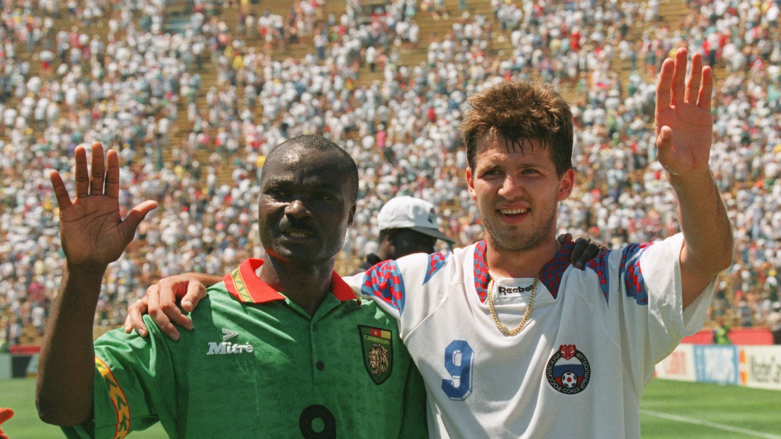 oleg-salenko-roger-milla-1994