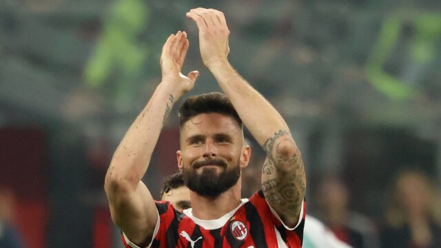 Olivier giroud milan maglia shirt 2024 25 serie a 2023 24 milan vs salernitana 3 3 25 05 2024 esultanza celebration jubel serie a 2023 24 milan salernitana 3 3 maglia 2024 25jpg