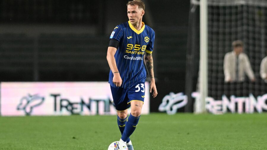 Ondrej duda serie a 2024 25 hellas verona cagliari 0 2 azione action single shot serie a 2023 24 hellas verona cagliari 0 2jpg
