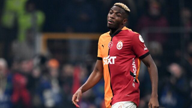 Osimhen juventus gatti napoli