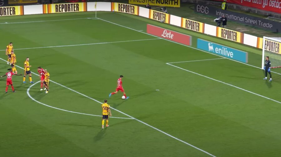 Pairetto ferma pessina tutto solo davanti a sommer in monza inter