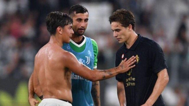 Passaggio di consegne tra dybala e yildiz