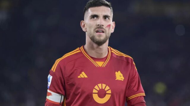 Pellegrini striscione roma trigoria