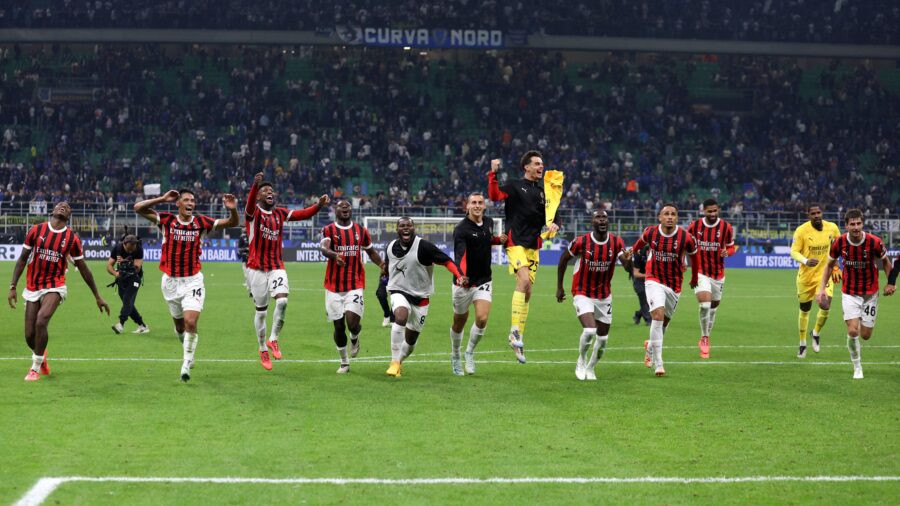 Players of ac milan celebrate after winning serie a fc internazionale v ac milan giuseppe meazza september 22 2024 milan italyjpg
