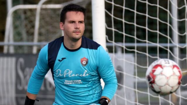 Portiere morto in campo