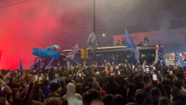 Pullman napoli festa
