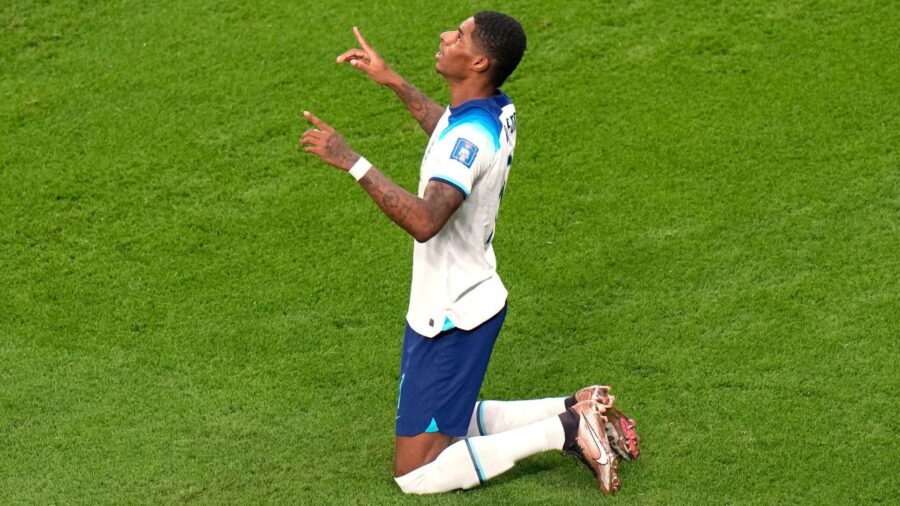 Rashford dedica