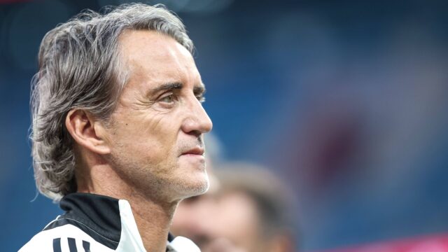 Roberto mancini probabile allenatore della juventus dopo la partita col genoa
