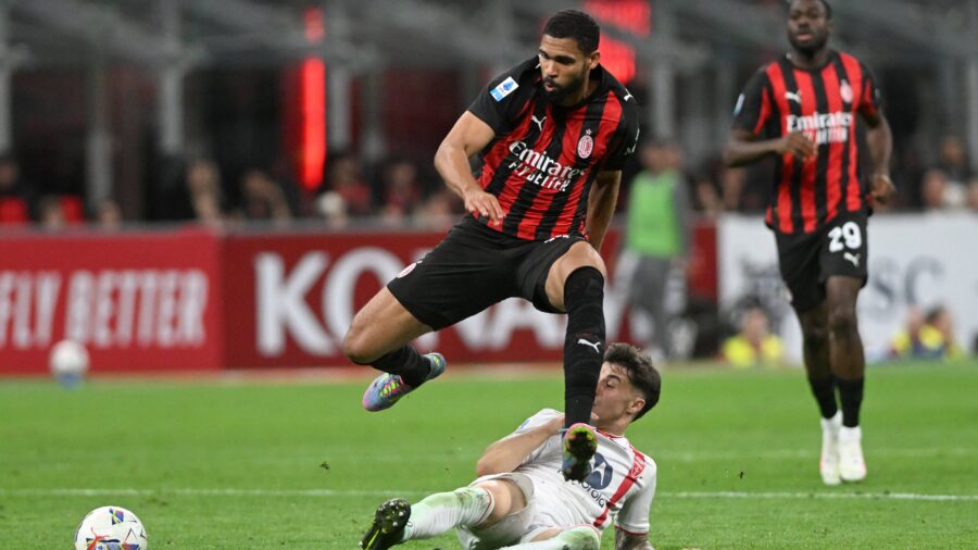 Ruben loftus cheek alessandro bianco serie a 2024 25 milan monza 2 0 milan new shirt 2025 26 contrasto serie a 2024 25 milan monza 2 0 milan maglia nuova 2025 26jpg