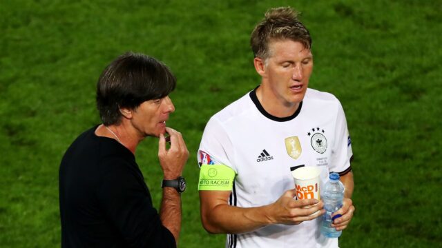 Schweinsteiger low