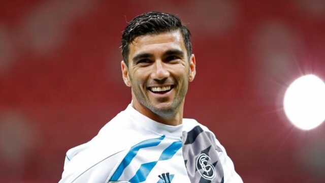 Siviglia per ricordare reyes e puerta