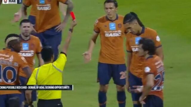 Smalling debutto horror arabia