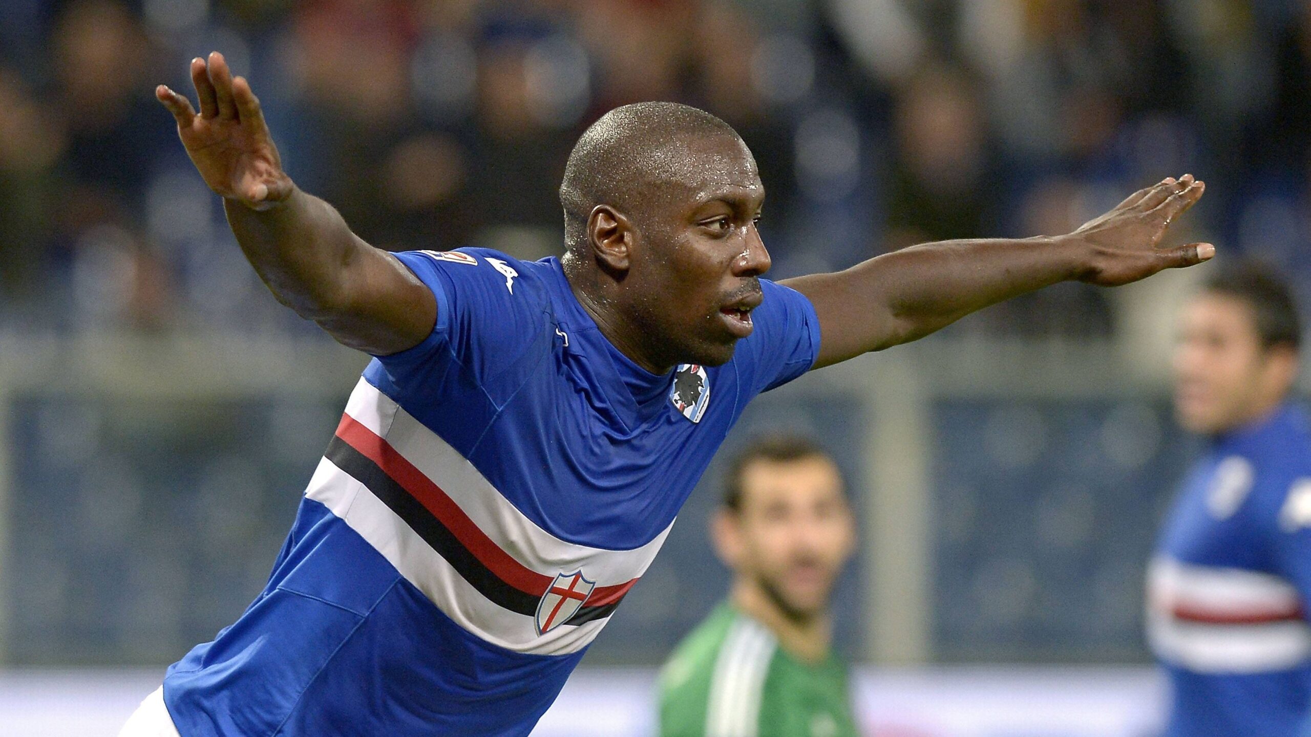 Stefano Okaka con la maglia della Sampdoria