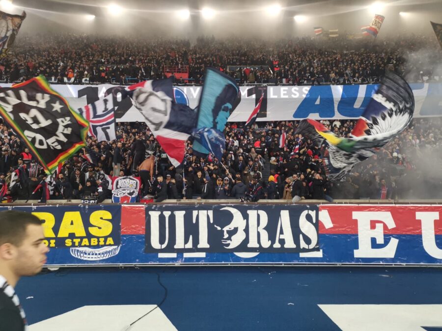 Striscione pro napoli