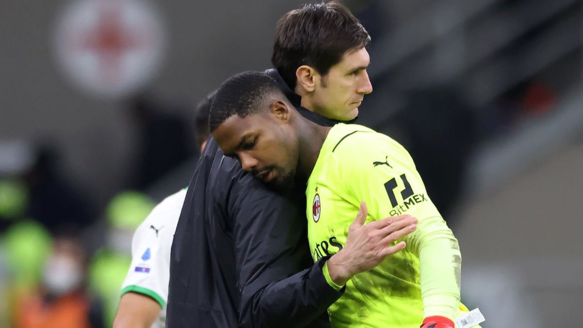 tatarusanu-abbraccia-maignan