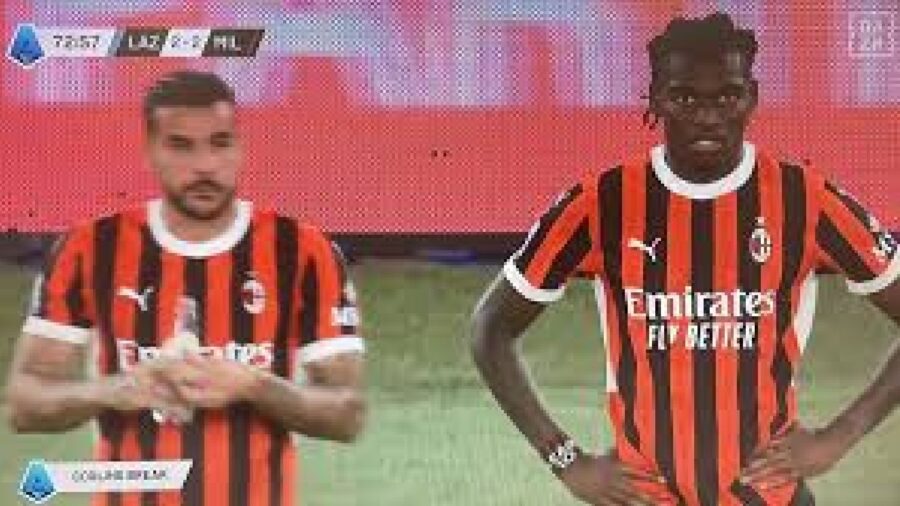 Theo e leao lontani da fonseca durante il cooling break di lazio milan