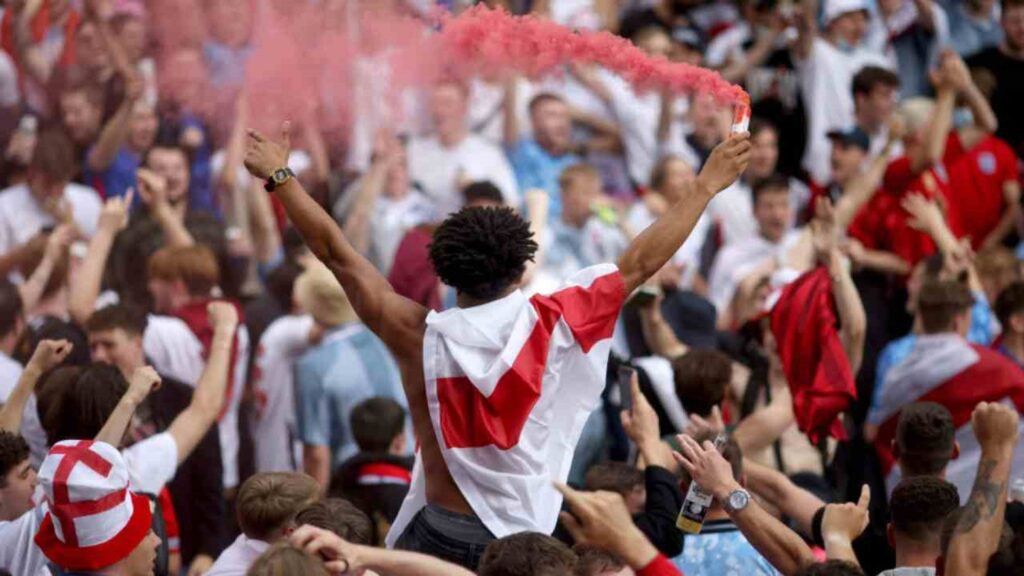 tifosi-inglesi-1024x576