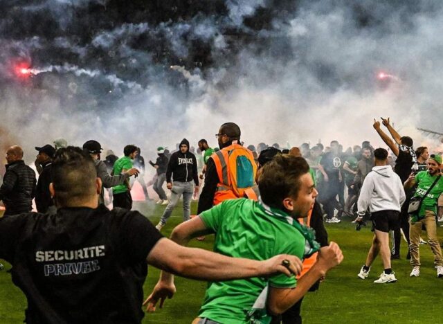 Tifosi invasione saint etienne