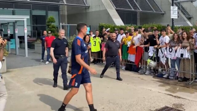 Tifosi juve coro inter thiago motta