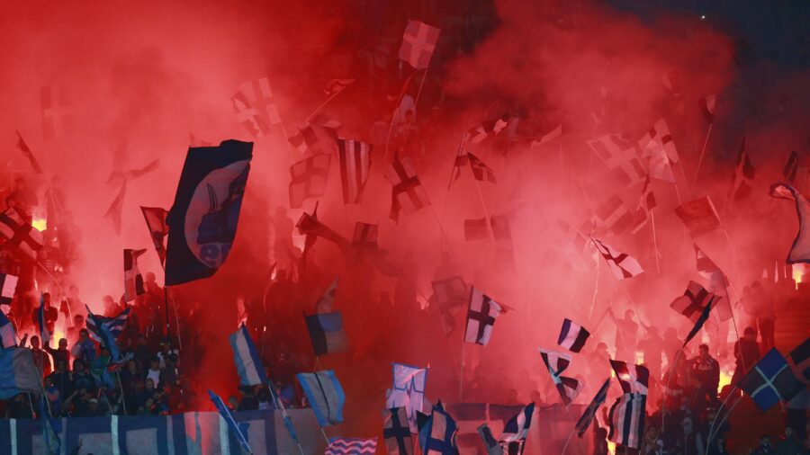 Tifosi sugli spaltijpg