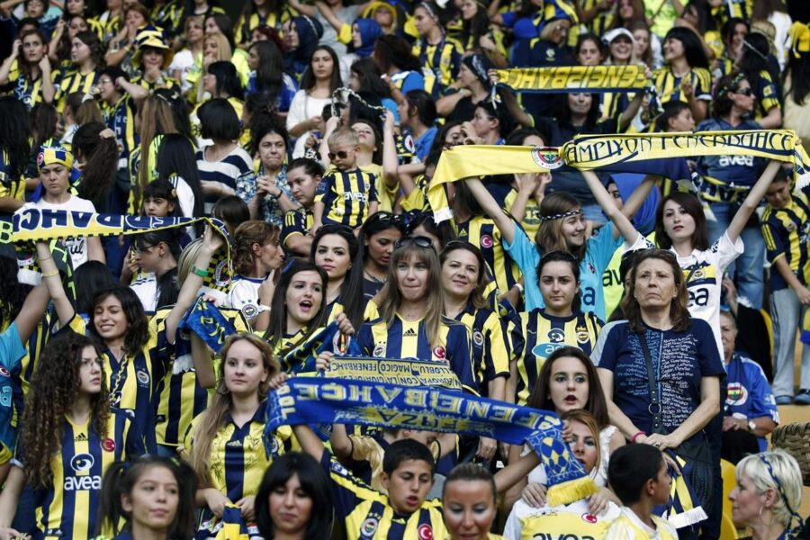 Tifoso del fenerbahce