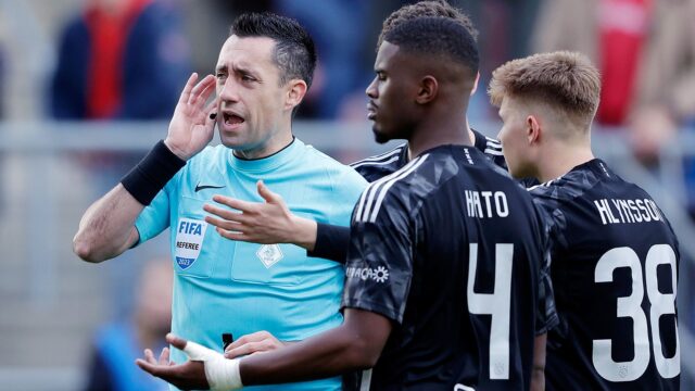 Utrect ajax interrotta due volte