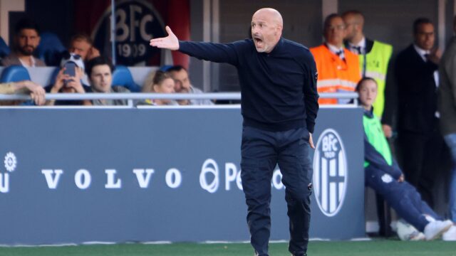 Vincenzo italiano bologna serie a 2024 25 bologna vs genoa 1 3 24 05 2025 azione action single shot serie a 2024 25 bologna genoa 1 3jpg