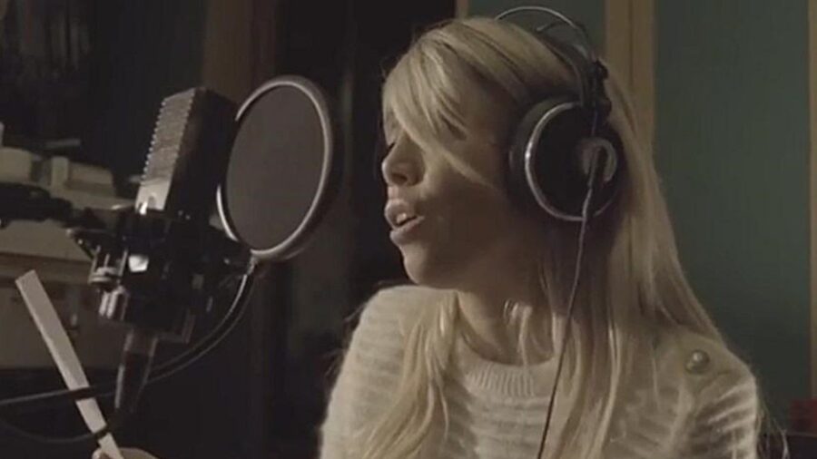Wanda nara canta il nuovo inno dellinter