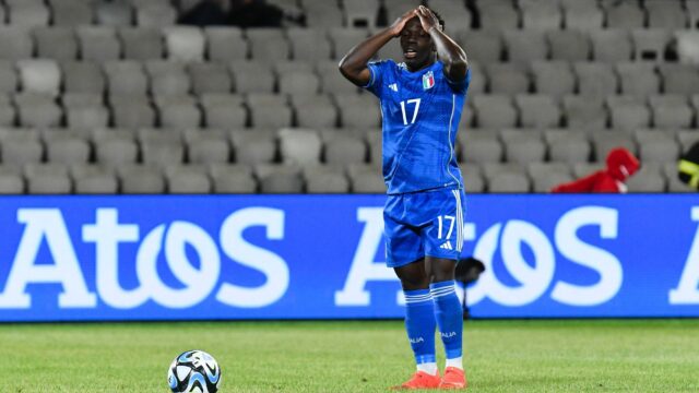Willy gnonto si dispera dopo l eliminazione dell italia under 21 da euro