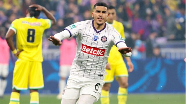 Zakaria aboukhlal attaccante del tolosa