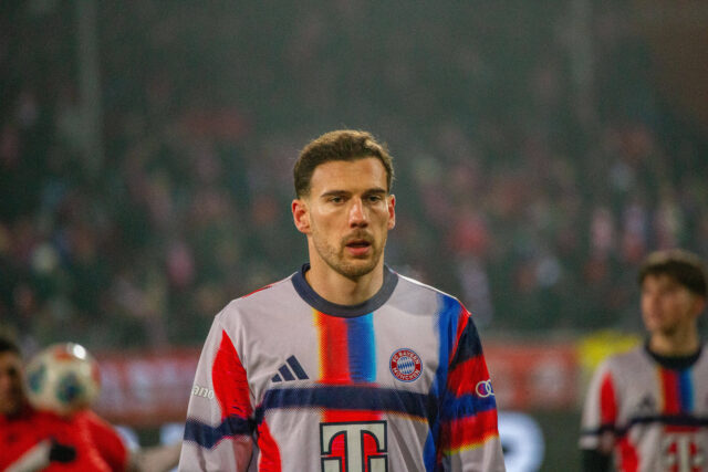 Leon Goretzka in campo con il Bayern Monaco