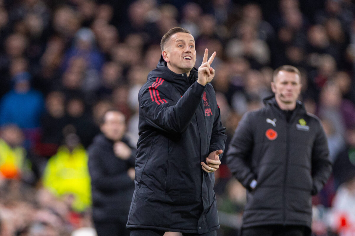 Aaron Briggs, ex addetto ai calci piazzati dello staff di Arne Slot