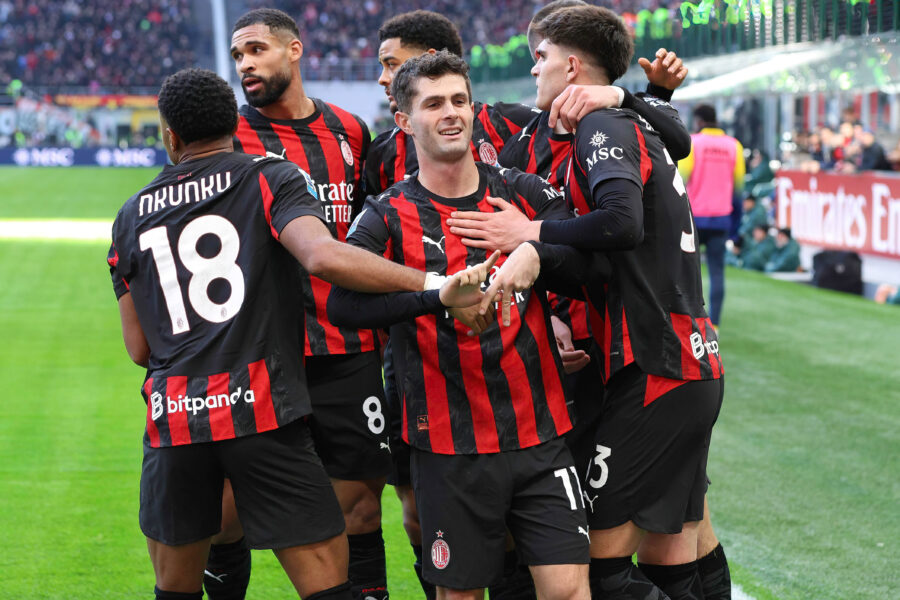 Pulisic e compagni esultano dopo un gol al Verona