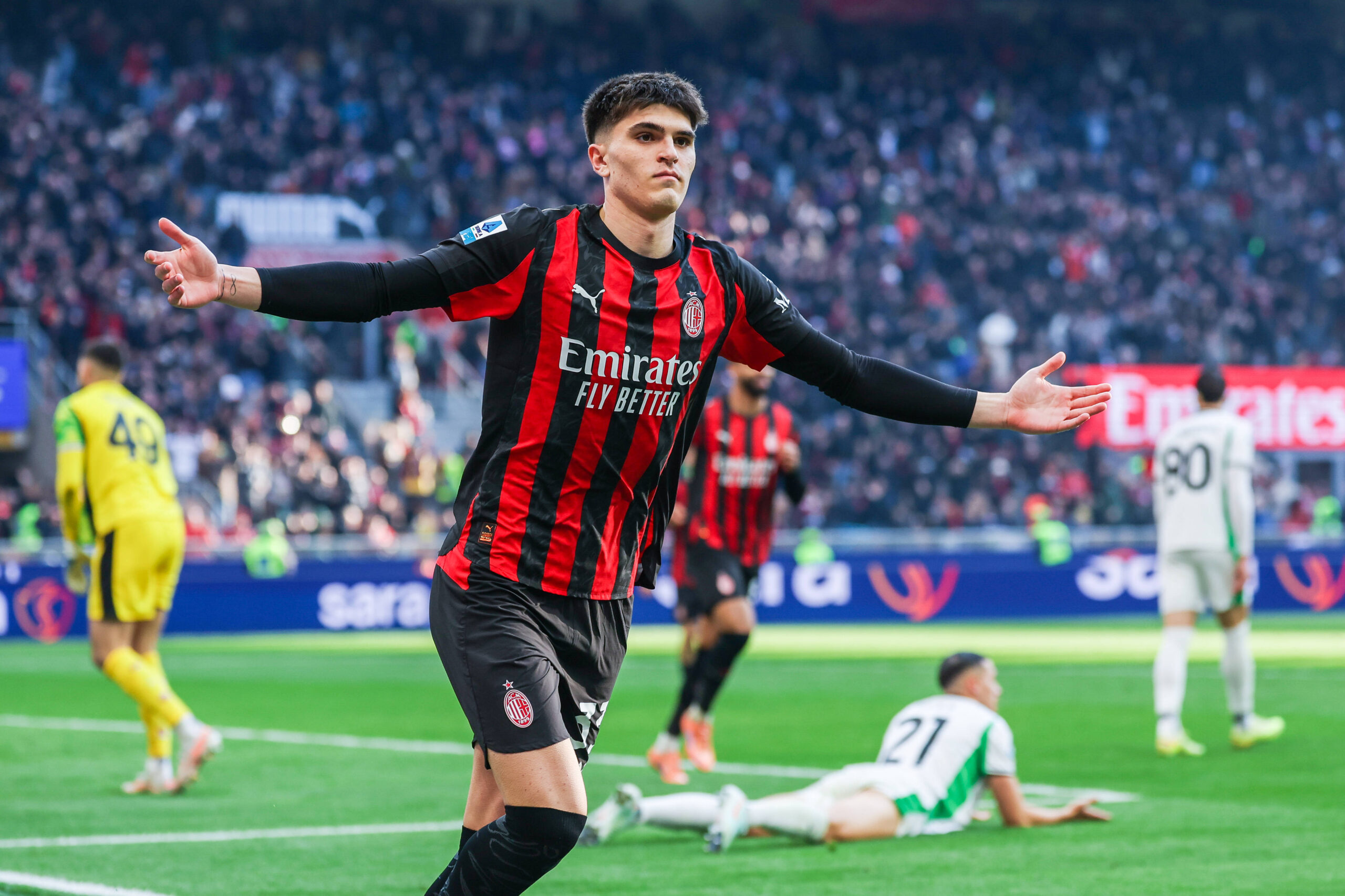 Bartesaghi esulta dopo il gol al Sassuolo