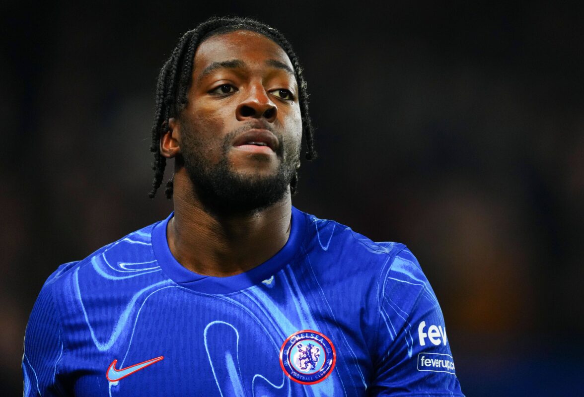 Axel Disasi con la maglia del Chelsea