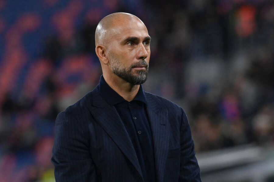 Di Vaio nel prepartita di Napoli-Bologna