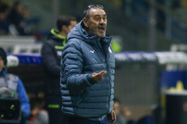 Sarri dà indicazioni a Parma-Lazio